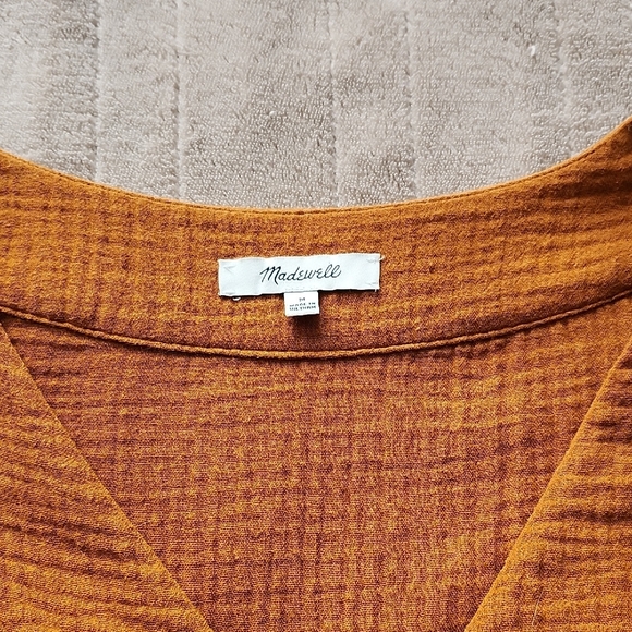 Madewell Cassidy V Neck Button-Front Romper Size Medium - Picture 2 of 13